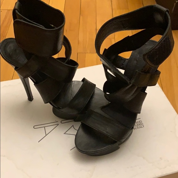 Cinzia Araia made in ITALY high heel sandals 36 - Picture 3 of 7
